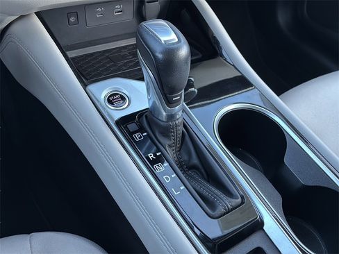 Used 2023 Nissan Altima 2.5 SV w/ SV Premium Package image 24