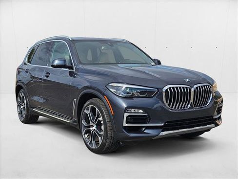 Used 2021 BMW X5 xDrive40i w/ Convenience Package image 3