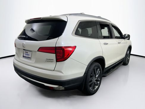 Used 2016 Honda Pilot Touring image 5