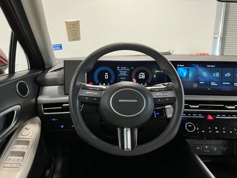 Used 2024 Hyundai Sonata SEL FWD image 19