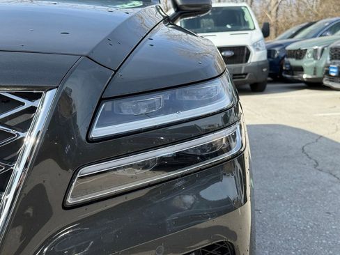 Used 2024 Genesis GV80 2.5T image 3