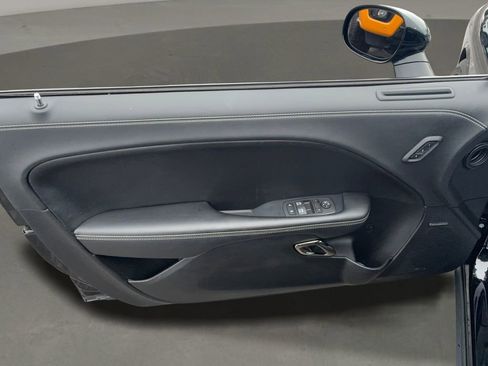 Used 2023 Dodge Challenger SRT Hellcat image 11