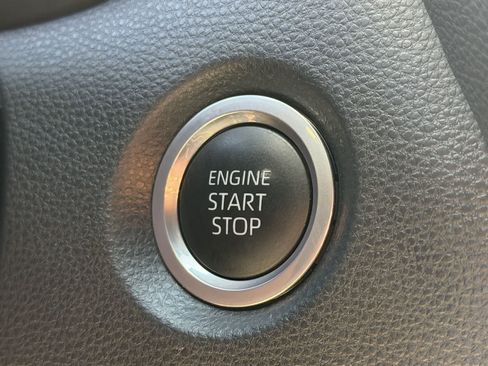 Used 2023 Toyota Corolla SE w/ Carpet Mat Package (TMS) FWD image 22