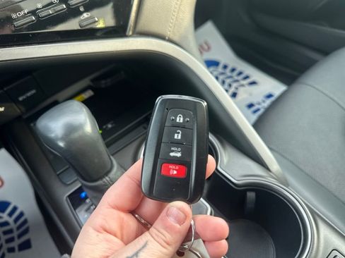 Used 2024 Toyota Camry XSE w/ Navigation Package image 29