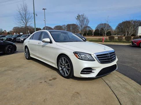 Used 2019 Mercedes-Benz S 560 Sedan image 3