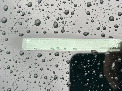 Used 2020 Toyota RAV4 LE w/ All Weather Liner Package image 4