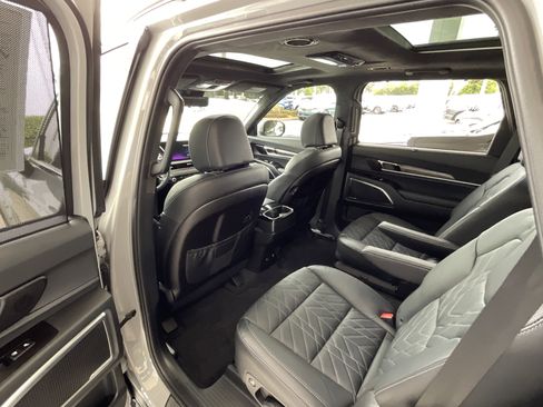 Used 2025 Kia Telluride SX Prestige X-Line image 24
