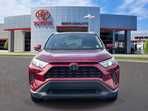Used 2023 Toyota RAV4 XLE w/ Convenience Package FWD image 2