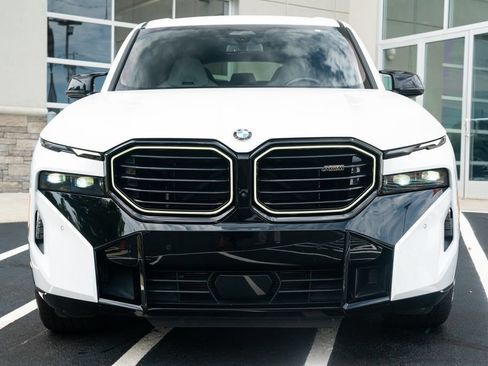 Used 2024 BMW XM AWD/4WD image 4