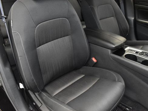 Used 2024 Nissan Altima 2.5 SV AWD/4WD image 25
