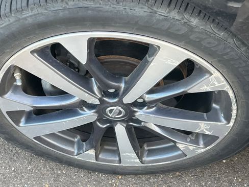 Used 2016 Nissan Altima 2.5 SR w/ LED Appearance Package FWD image 10