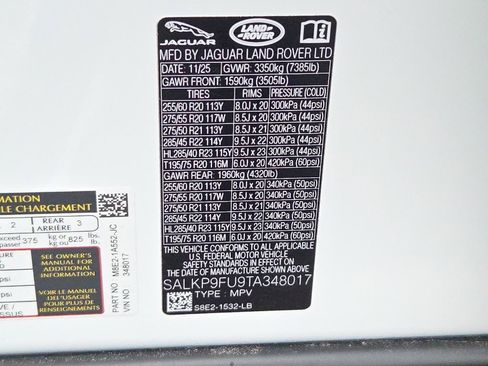 New 2026 Land Rover Range Rover SE image 30