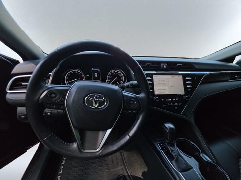Used 2018 Toyota Camry SE w/ Audio Package FWD image 6