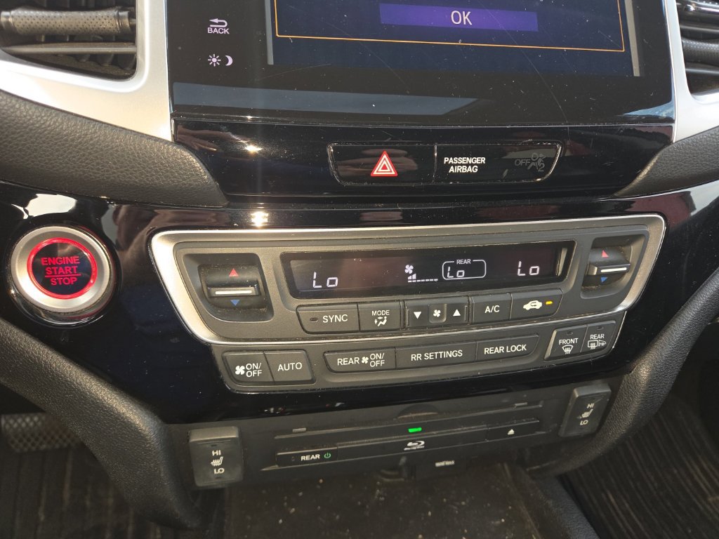 Used 2016 Honda Pilot Touring image 15