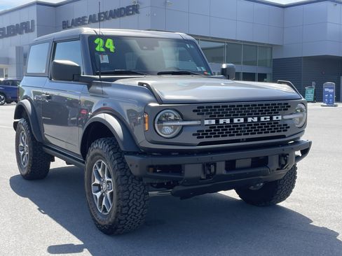 Used 2024 Ford Bronco Badlands AWD/4WD image 1