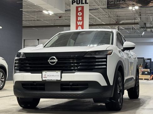 New 2025 Nissan Kicks SV image 20