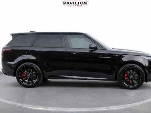Used 2023 Land Rover Range Rover Sport First Edition image 5
