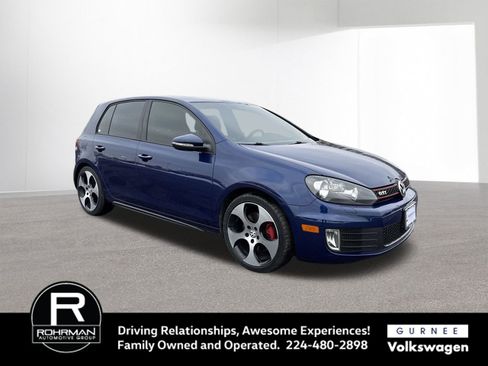 Used 2011 Volkswagen GTI 4-Door image 2