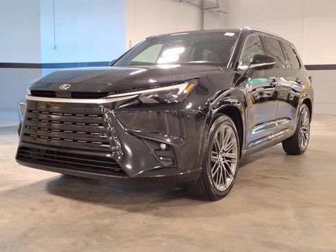 New 2026 Lexus TX 350 AWD image 3