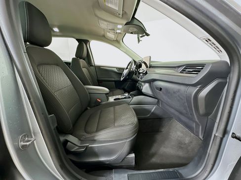 Used 2024 Ford Escape Active w/ Cold Weather Package image 30