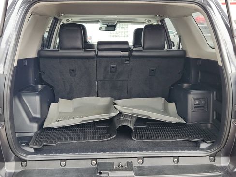 Used 2020 Toyota 4Runner SR5 Premium image 28