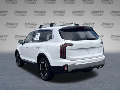 Used 2023 Kia Telluride EX w/ EX Captain's Chair Package AWD/4WD image 8