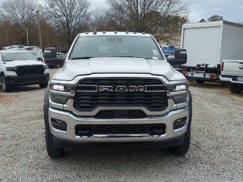 New 2026 RAM 5500 Tradesman w/ Chrome Appearance Group image 8