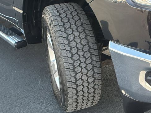 Used 2022 RAM 1500 Big Horn AWD/4WD image 13
