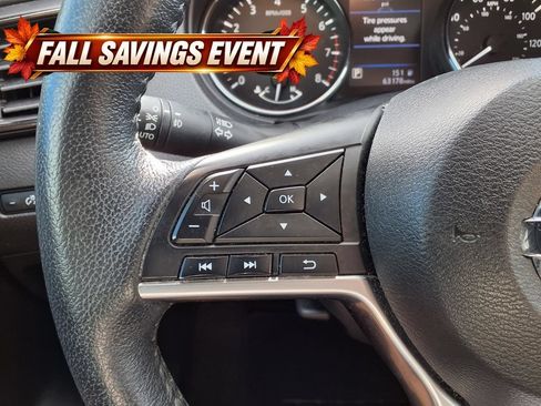 Used 2020 Nissan Rogue SL w/ Premium Package AWD/4WD image 19
