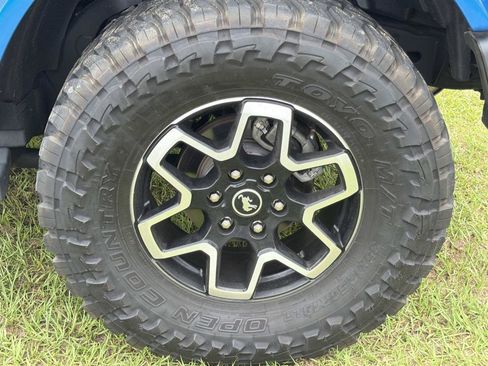Used 2022 Ford Bronco Outer Banks AWD/4WD image 10