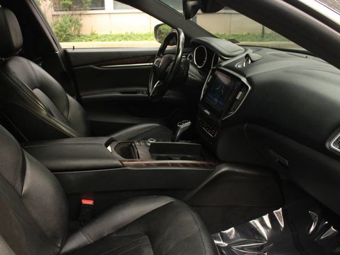 Used 2019 Maserati Ghibli S Q4 AWD/4WD image 27