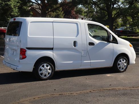 Used 2020 Nissan NV200 SV w/ Back Door Glass Package FWD image 4