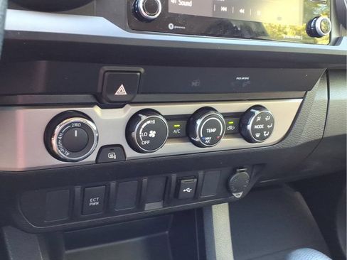Used 2023 Toyota Tacoma SR AWD/4WD image 6