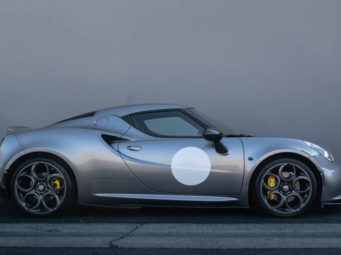 Used 2015 Alfa Romeo 4C Coupe w/ Leather Interior Group image 7