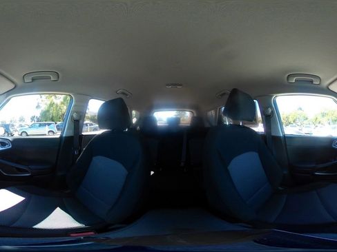 Used 2025 Kia Soul LX w/ LX Technology Package FWD image 42
