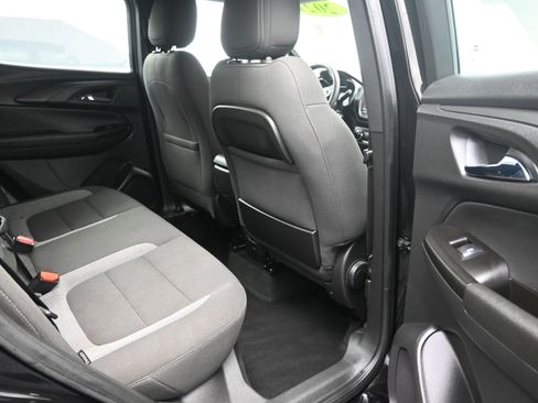 Used 2021 Chevrolet TrailBlazer LS FWD image 29