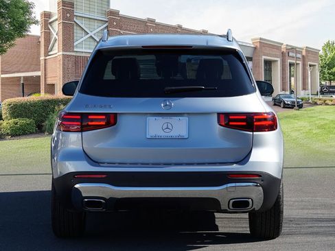 New 2026 Mercedes-Benz GLB 250 image 5