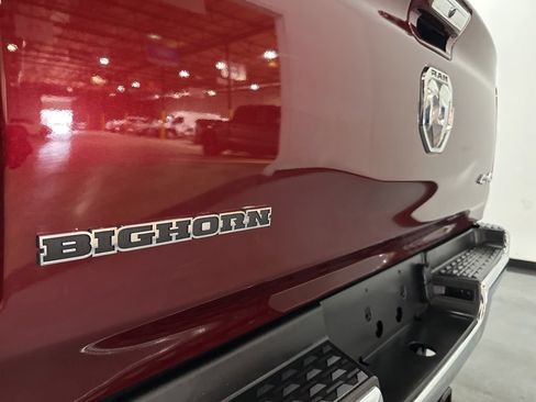 Used 2019 RAM 1500 Big Horn AWD/4WD image 11
