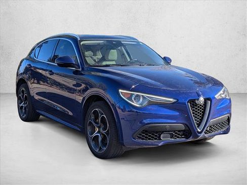 Used 2020 Alfa Romeo Stelvio Ti Lusso w/ Quick Order Package 22X Lusso image 3