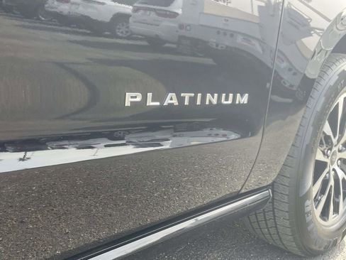 Certified 2025 Ford Expedition Platinum image 5