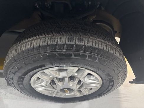 Used 2025 Chevrolet Silverado 2500 LT w/ Convenience Package image 37