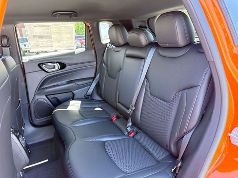 New 2026 Jeep Compass Latitude AWD/4WD image 22