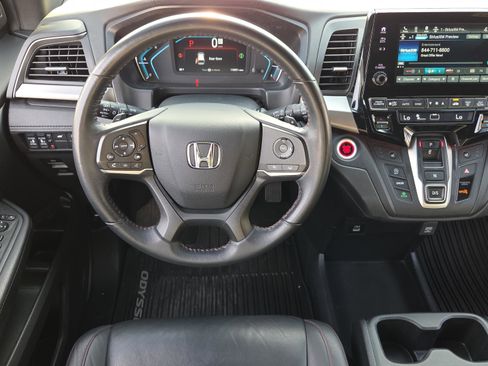 Used 2023 Honda Odyssey Sport image 17