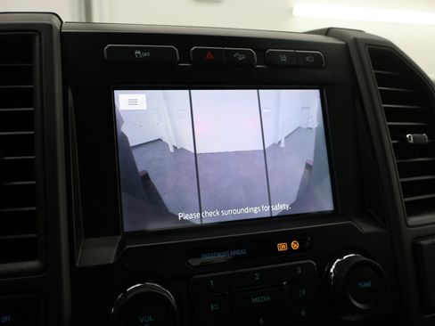 Used 2022 Ford F250 XL w/ STX Appearance Package image 17