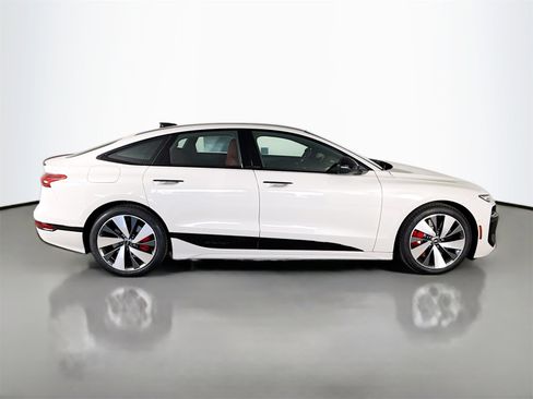 New 2025 Audi S6 e-tron Premium image 8