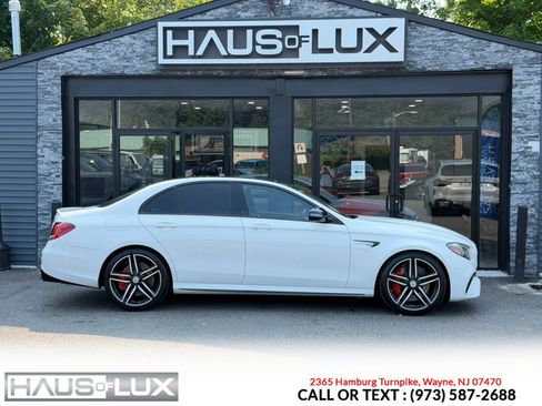 Used 2018 Mercedes-Benz E 63 AMG S w/ AMG Advanced Lighting Package image 18