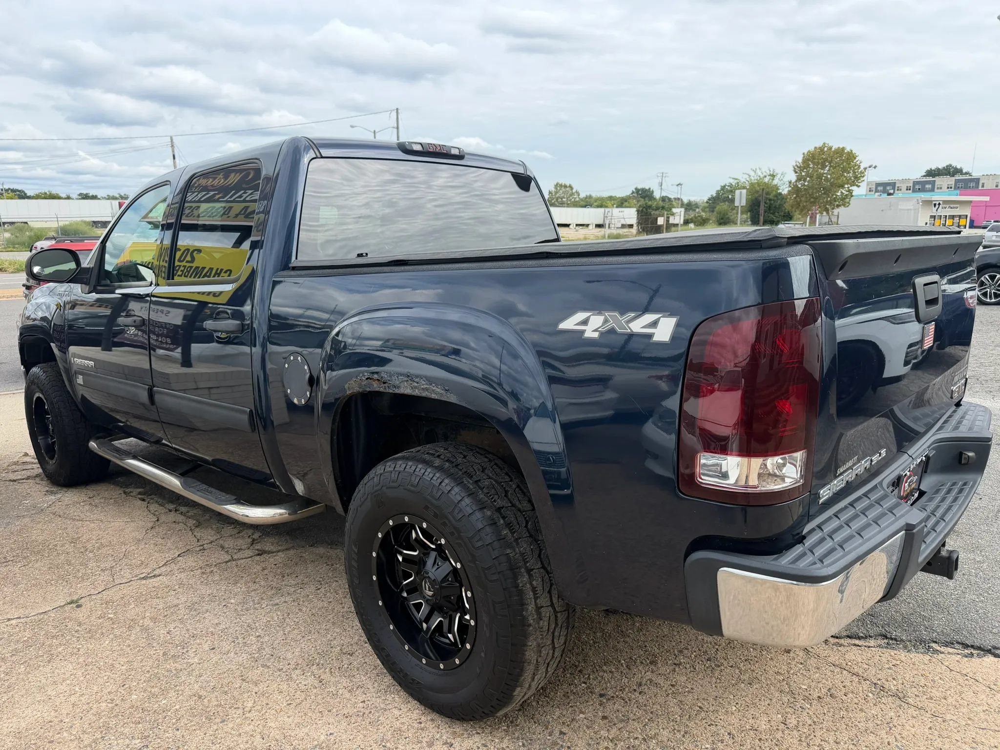 Used 2008 GMC Sierra 1500 SLE w/ Power Pack Plus AWD/4WD image 5