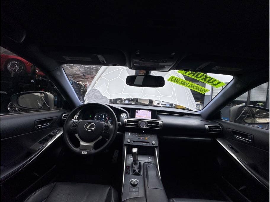 Used 2015 Lexus IS 250 w/ F-Sport Package RWD image 20