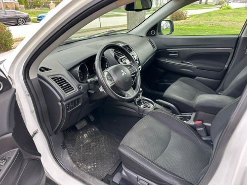 Used 2015 Mitsubishi Outlander Sport SE AWD/4WD image 24