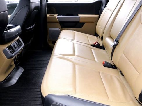 Used 2023 Ford F150 Lariat w/ Max Trailer Tow Package image 24